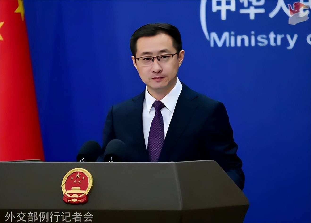 外交部回应中方公开通缉3名美国特工