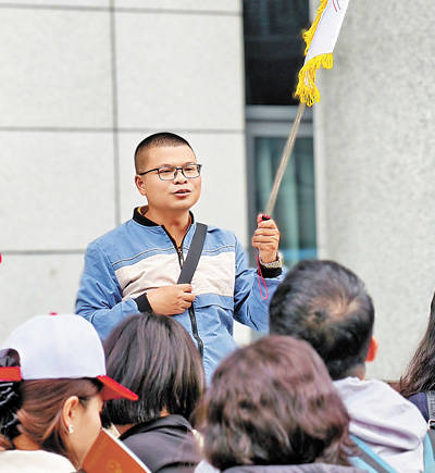 越南导游见证中越跨境游日益红火