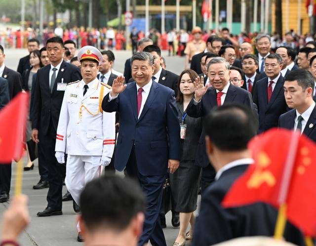 第一观察·瞬间 | 志同道合 一路同行