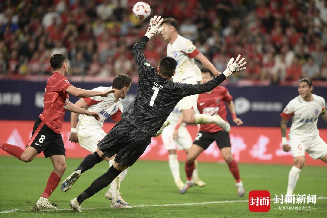 补时绝平！成都蓉城主场1-1战平云南玉昆